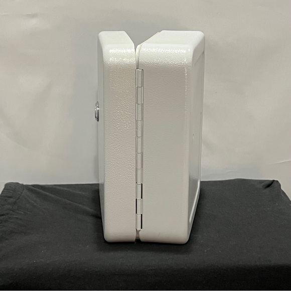 NEW Key Lock Box - BARSKA CB12482 - Picture 11 of 12